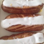 Eclair-Party-Animals-Hund